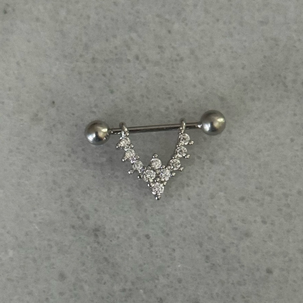 Sterling Silver U-Bar Crystal Cartilage Earring 

Brand New

Sterling Silver